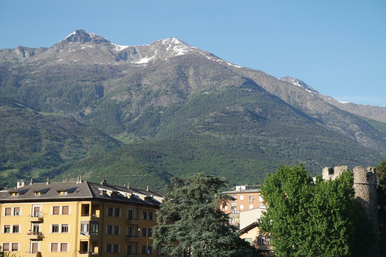 Appartamento A 100 Metri Da Piazza Della Repubblica Aria Condizionata Aosta Exterior foto